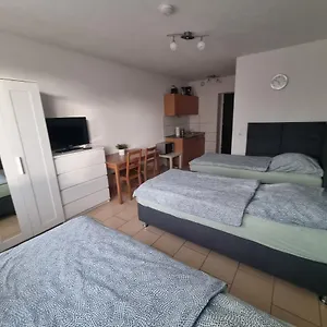 https://workers-sleep-station.topcolognehotels.com